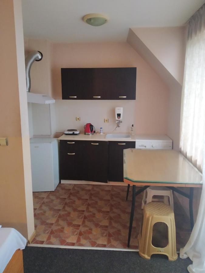 Apartment Ivaylo Varna Esterno foto